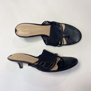 Via Spiga Black Leather Woven Kitten Heels